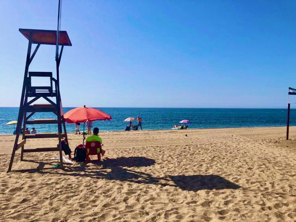 La Cala Beach Home - Beachfront Few Steps Away From Sandy Beach La Cala De Mijas Bagian luar foto