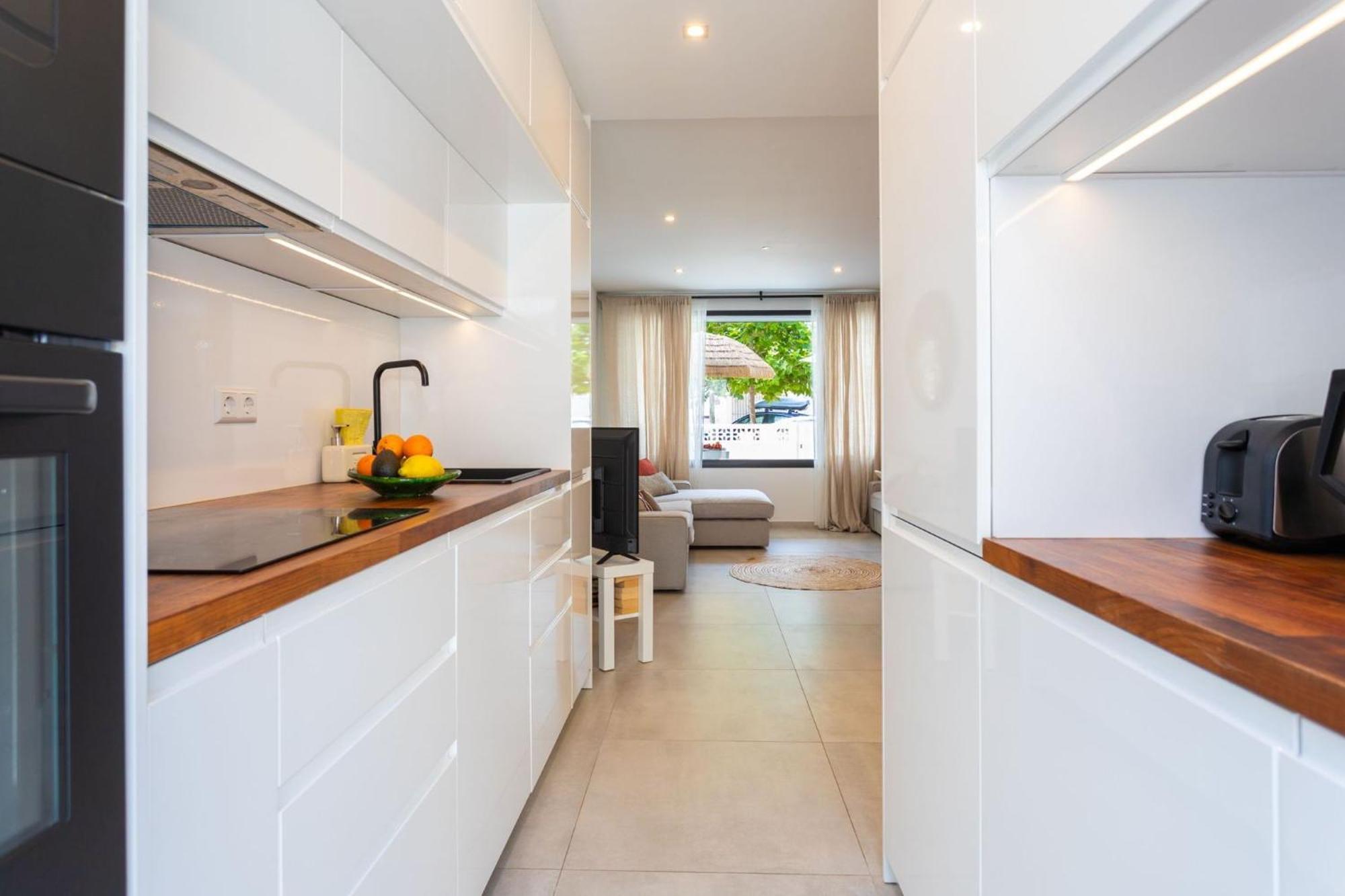 La Cala Beach Home - Beachfront Few Steps Away From Sandy Beach La Cala De Mijas Bagian luar foto