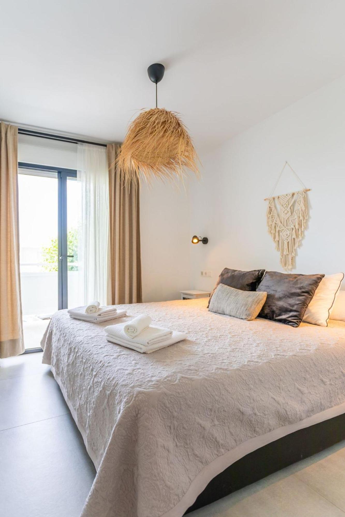 La Cala Beach Home - Beachfront Few Steps Away From Sandy Beach La Cala De Mijas Bagian luar foto